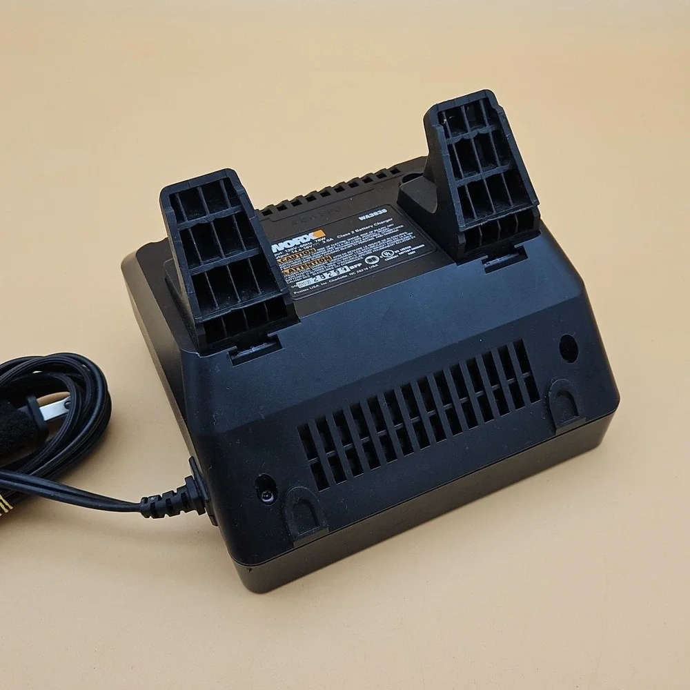 WORX WA3838 14.4-18 VOLT BATTERY CHARGER Tested Works OEM